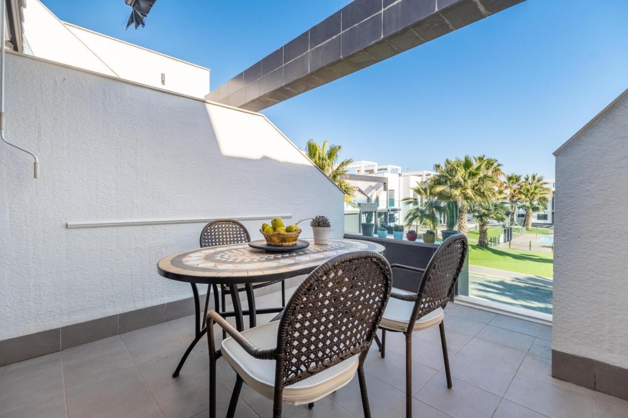 Oasis 3 Apartment